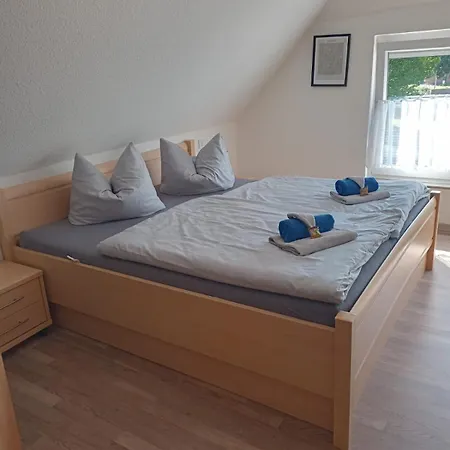 Zentrale Doppelbettzimmer Норденхам Экстерьер фото